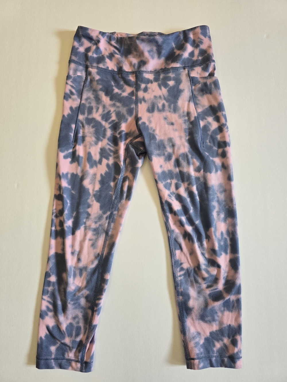 Athleta Girl Pink Tie Dye Printed Chit Chat Capri Leggings Size Large (12)